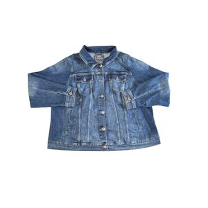 Torrid Blue Trucker Denim Jacket Medium Wash Jean Plus Size 4/4X Stretch
